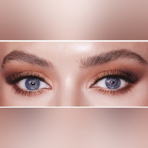 Charlotte Tilbury Queen of Glow Luxury Eyeshadow Palette - Picture 4 of 8